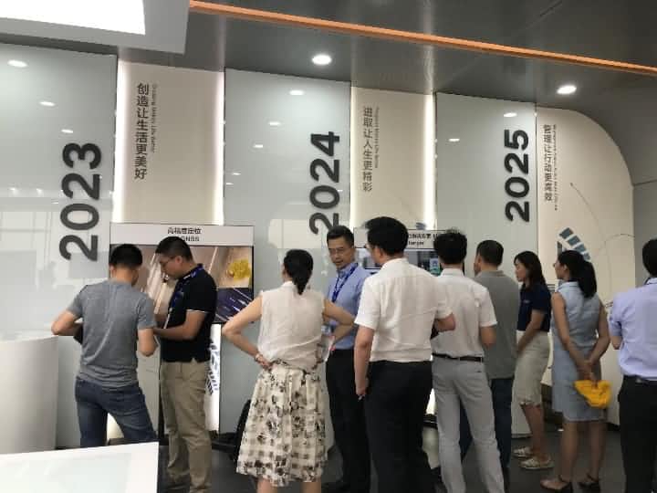 尊龙凯时z6comTech Day走进一汽大众